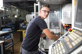 Präzisionswerkzeugmechaniker